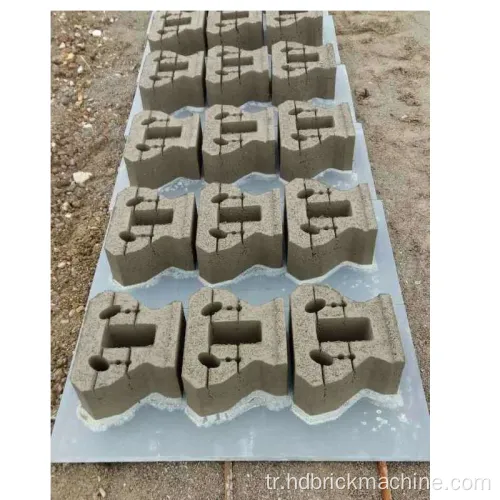 Mısır için Parke Beton Tuğla PVC Palet (1100*850*22mm)